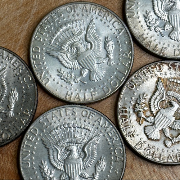 5 Rare Kennedy Half Dollars - 1964 - Picture 3 of 16